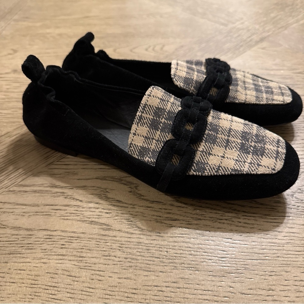 Sanctuary Women's Blast Slip On Loafer Flats Black Oat milk Size 8.5